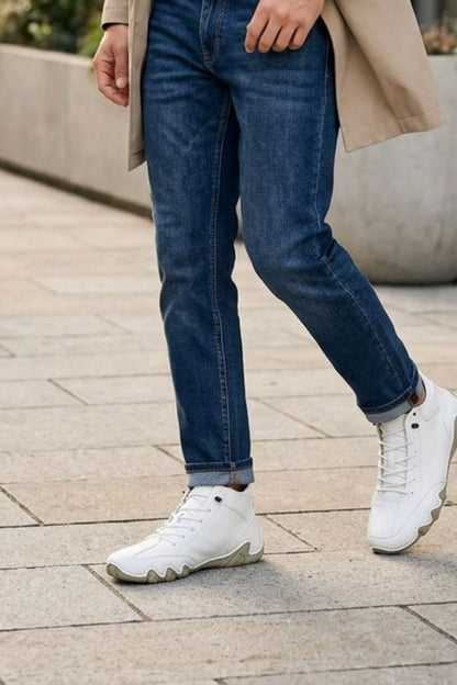 Men's Laced Sneakers with Profile Sole