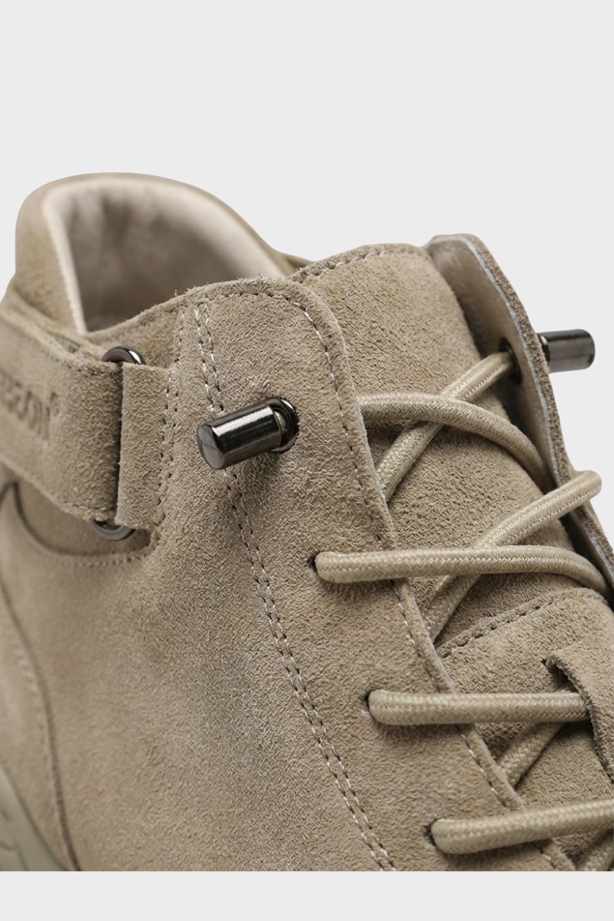 Men's Laced Sneakers with Profile Sole