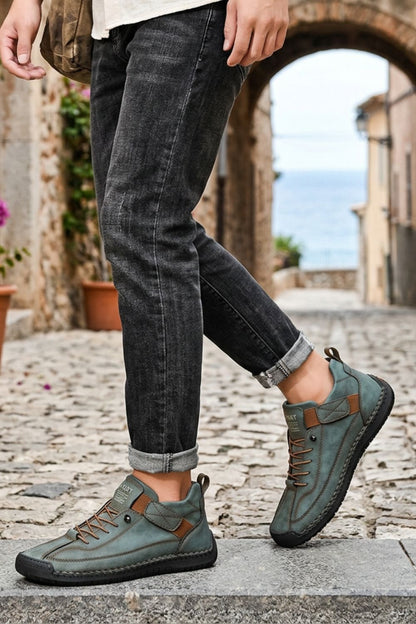 Men's Casual Sneakers | Contrast Stitching