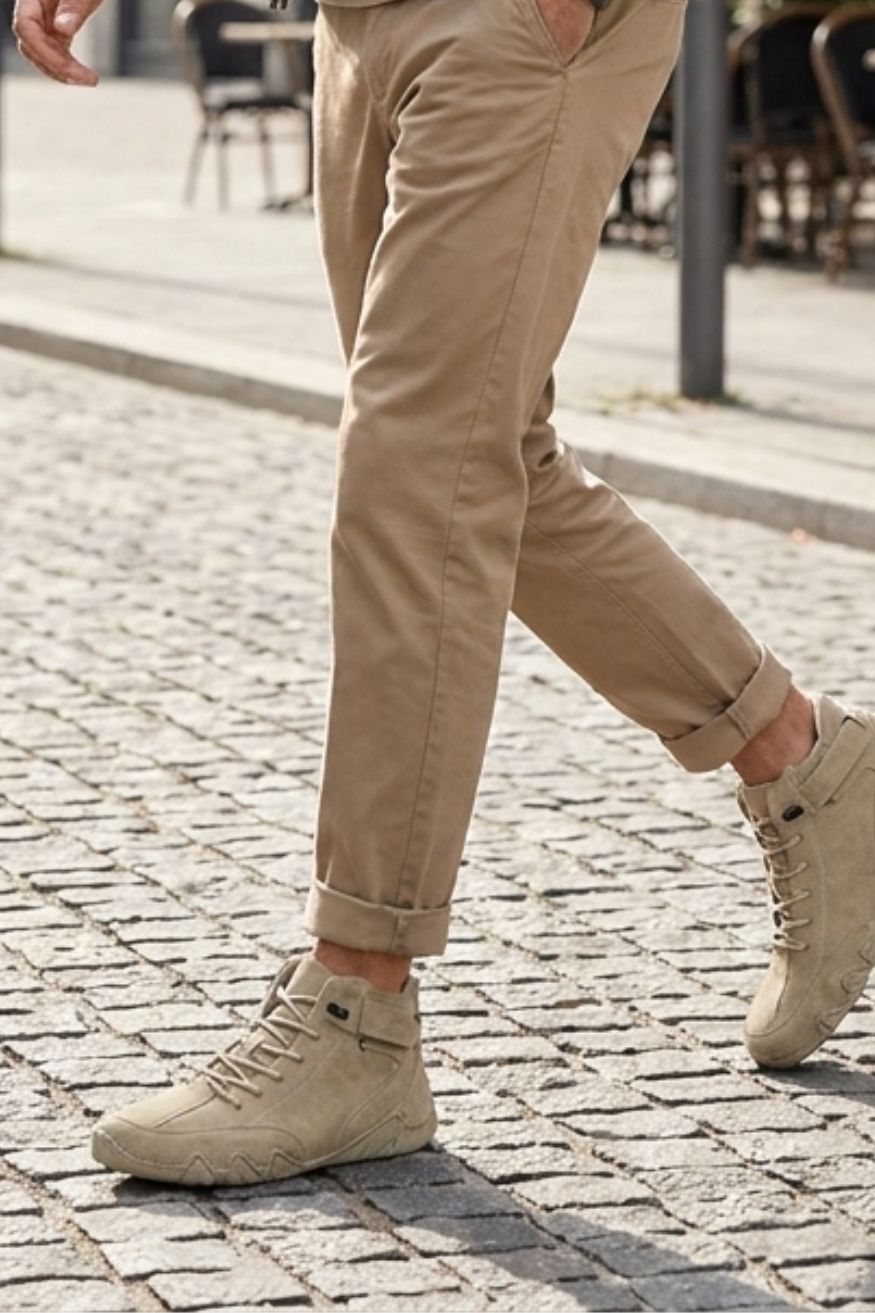 Men's Laced Sneakers with Profile Sole