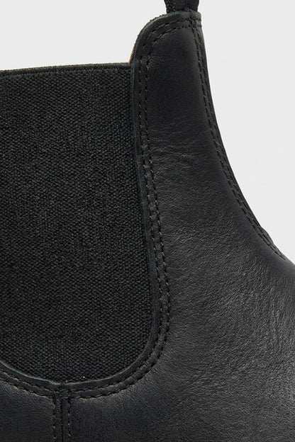 Men's Chelsea Boots | Side Panels & Pull Tab