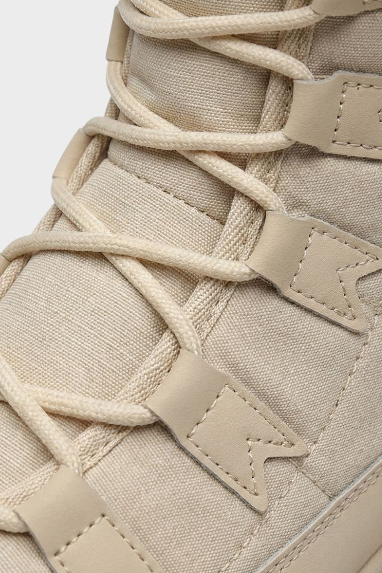 Women's Lace-Up Snow Boots | Treaded Sole