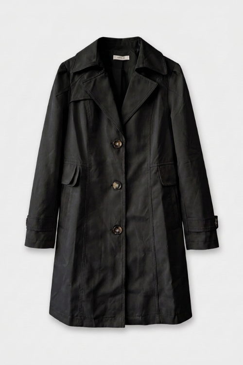 Women's trench coat with notched lapel collar and button closure