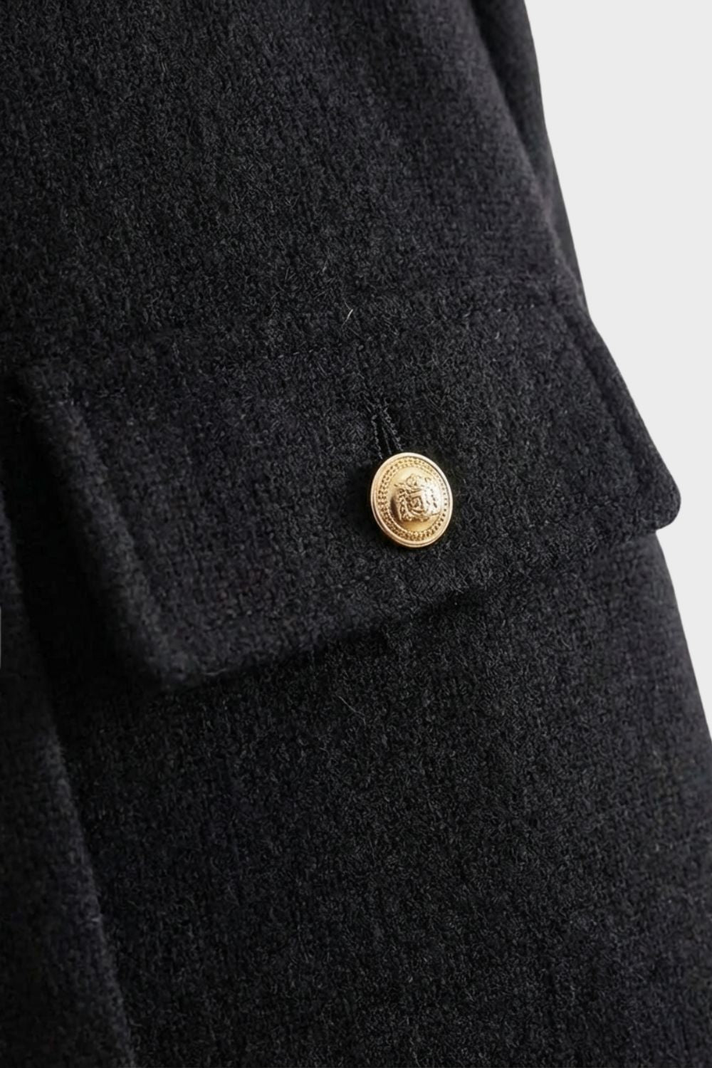 Women's Short Round Neck Jacket with Buttons and Pockets