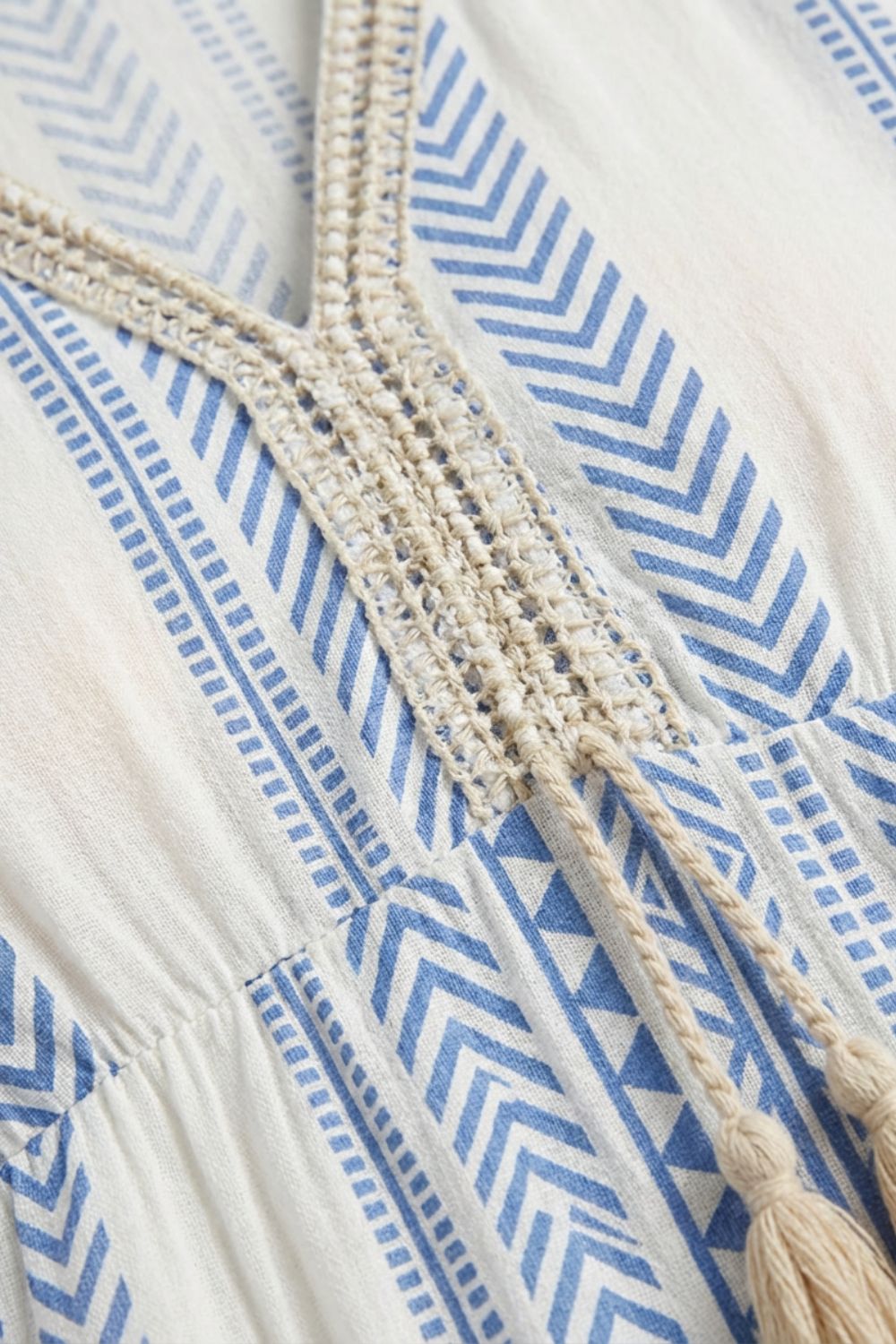 V-Neck Summer Dress for Women with Pattern and Tassels