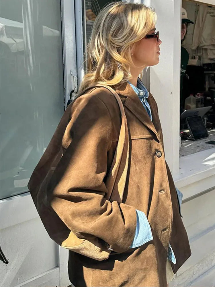 Women's oversized blazer jacket with notched lapel collar and front flap pockets – 3