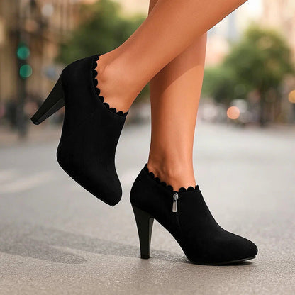 Women's pointed-toe ankle boots with side zipper and scalloped ankle trim – 3
