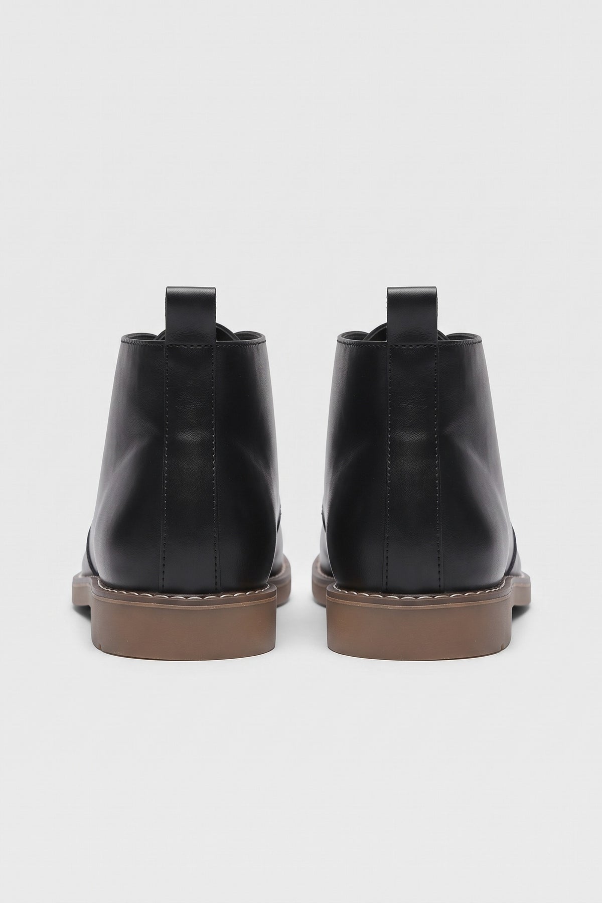 Men's Lace-Up Desert Boots | Round Toe — Black — shoe_back — on model