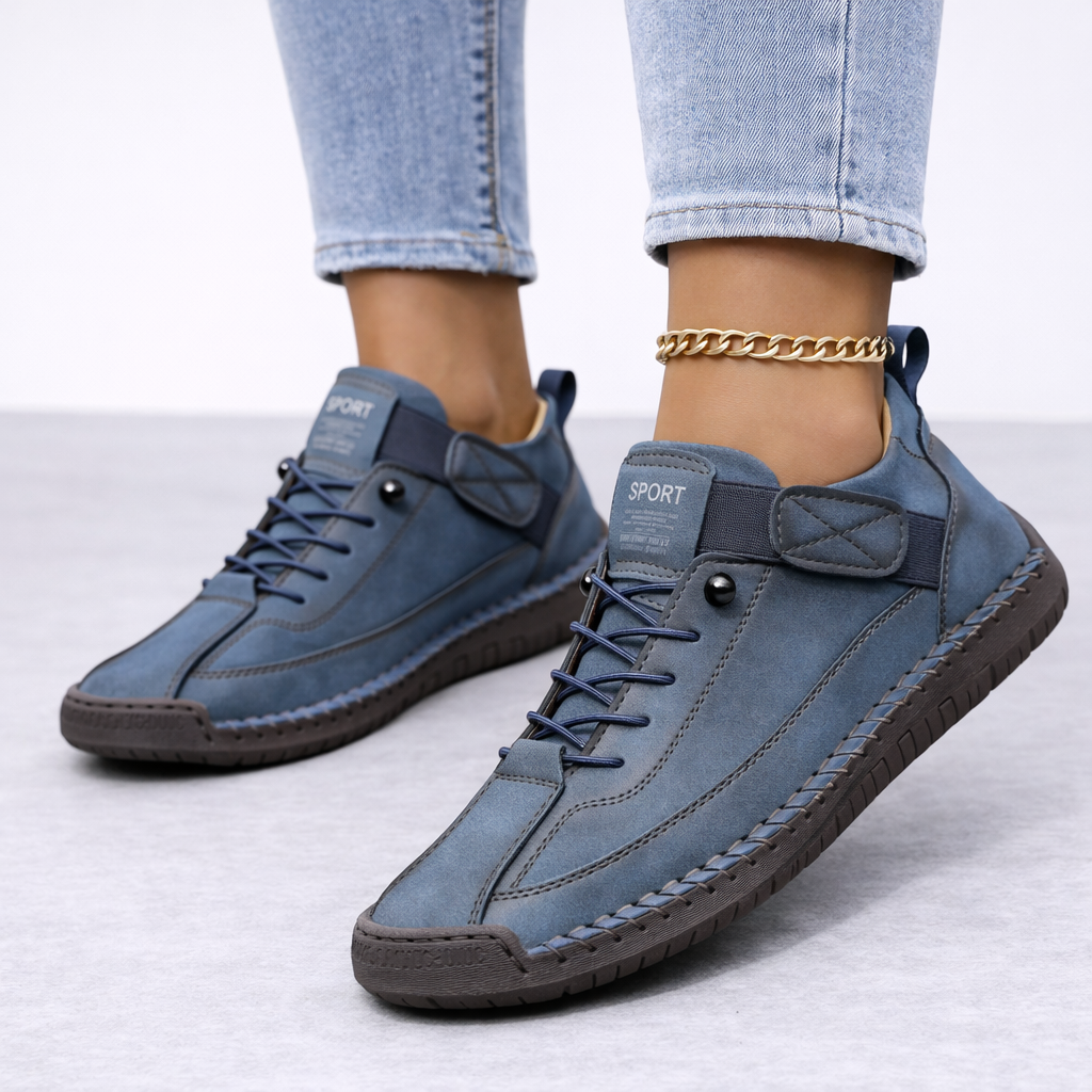 Women's low-top sneaker with lace-up closure and hook-and-loop strap – 3