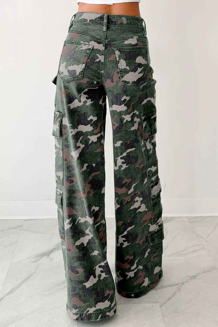 Back view of the wide leg camo cargo pants with side pockets