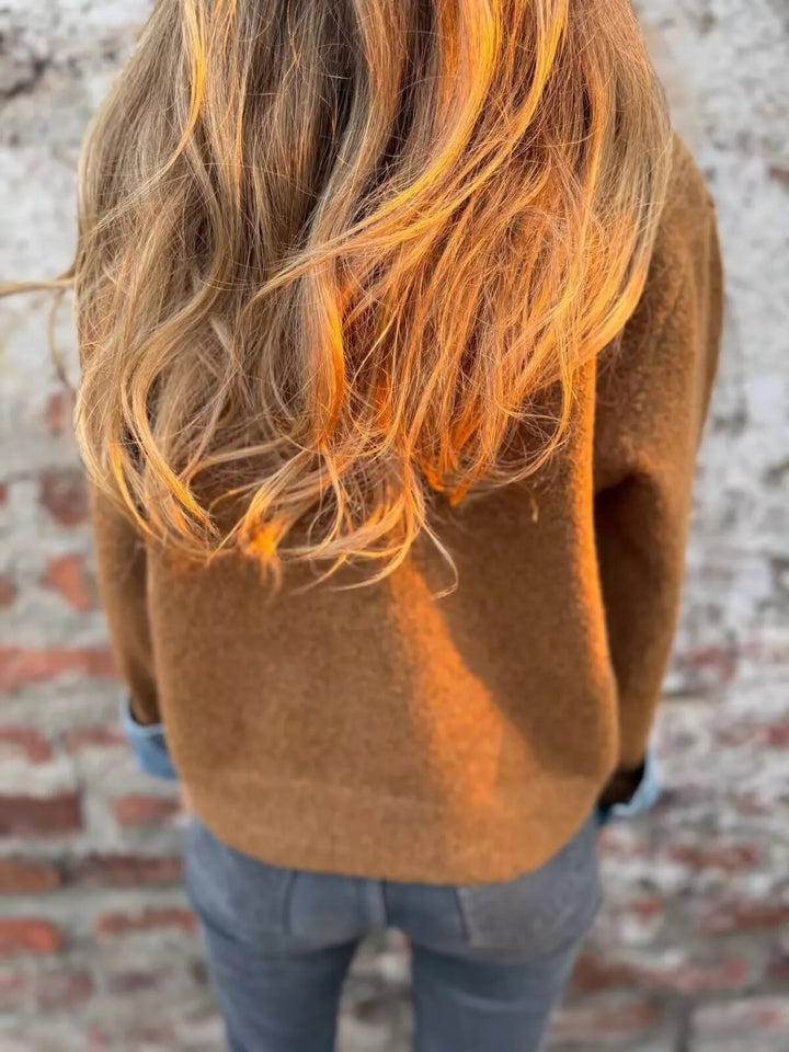 Denim-look collar placket cuffs in caramel, back view