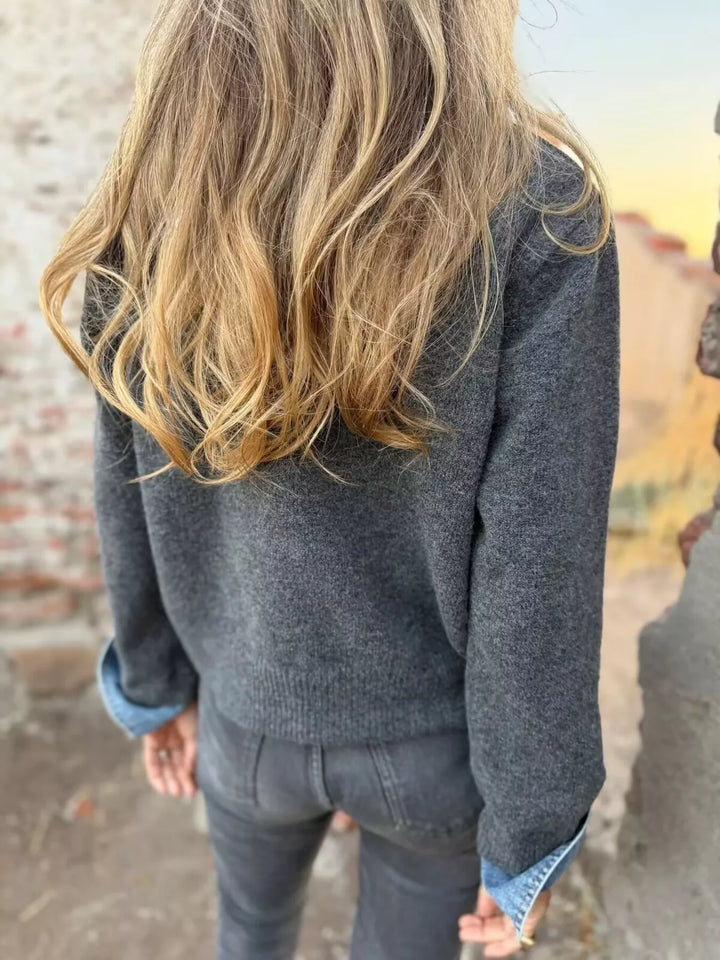 Denim-look collar placket cuffs in grey, back view