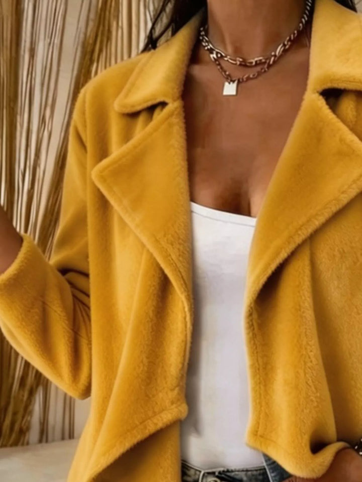 Waterfall drape lapel collar plus size in yellow, close-up detail