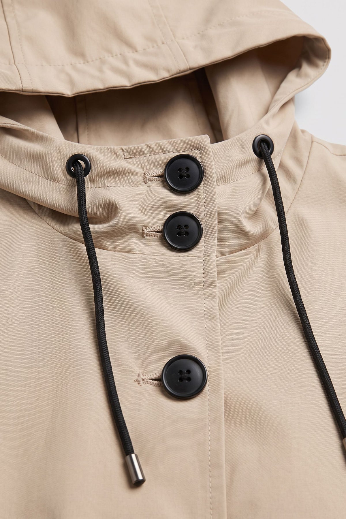 Women's Hooded Parka Coat | Knee-Length — Beige — detail — on model