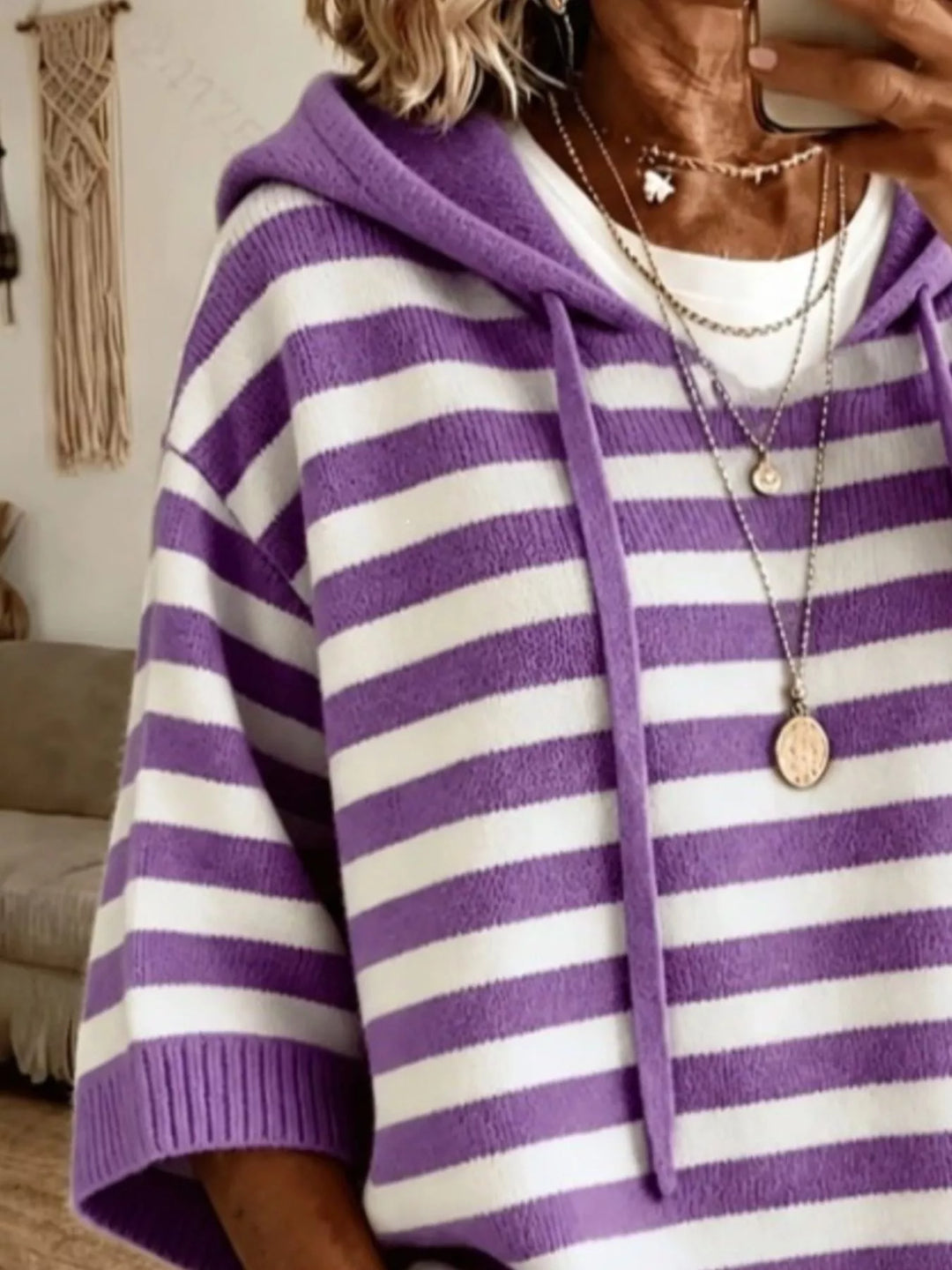 Striped hooded elbow length sleeves in purple, close-up detail