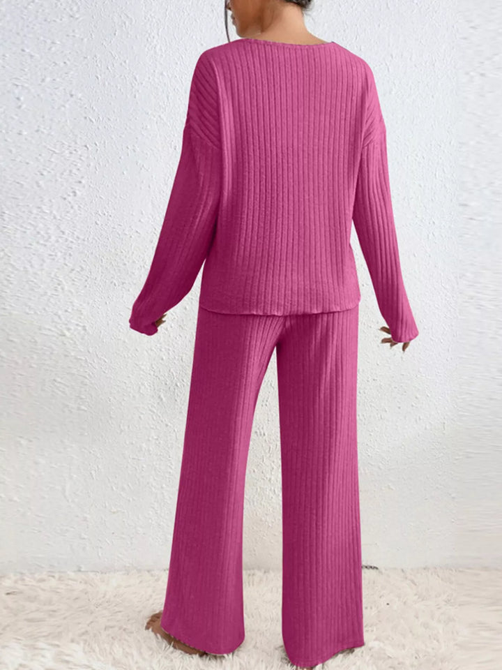 Back view of the fuchsia ribbed knit lounge set