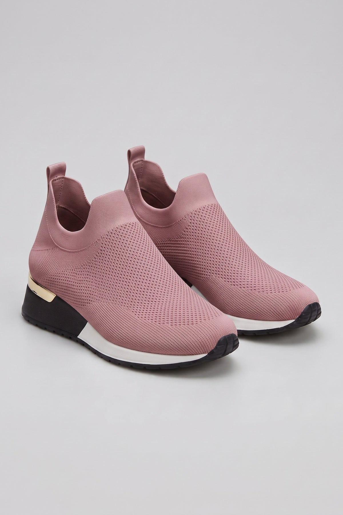Women's Slip-On Sneakers | Metallic Heel — Dusty Pink — shoe_main — on model