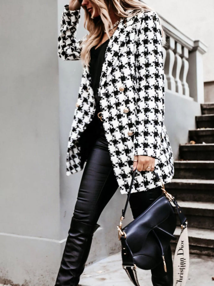 Side view of the houndstooth blazer coat on stairs