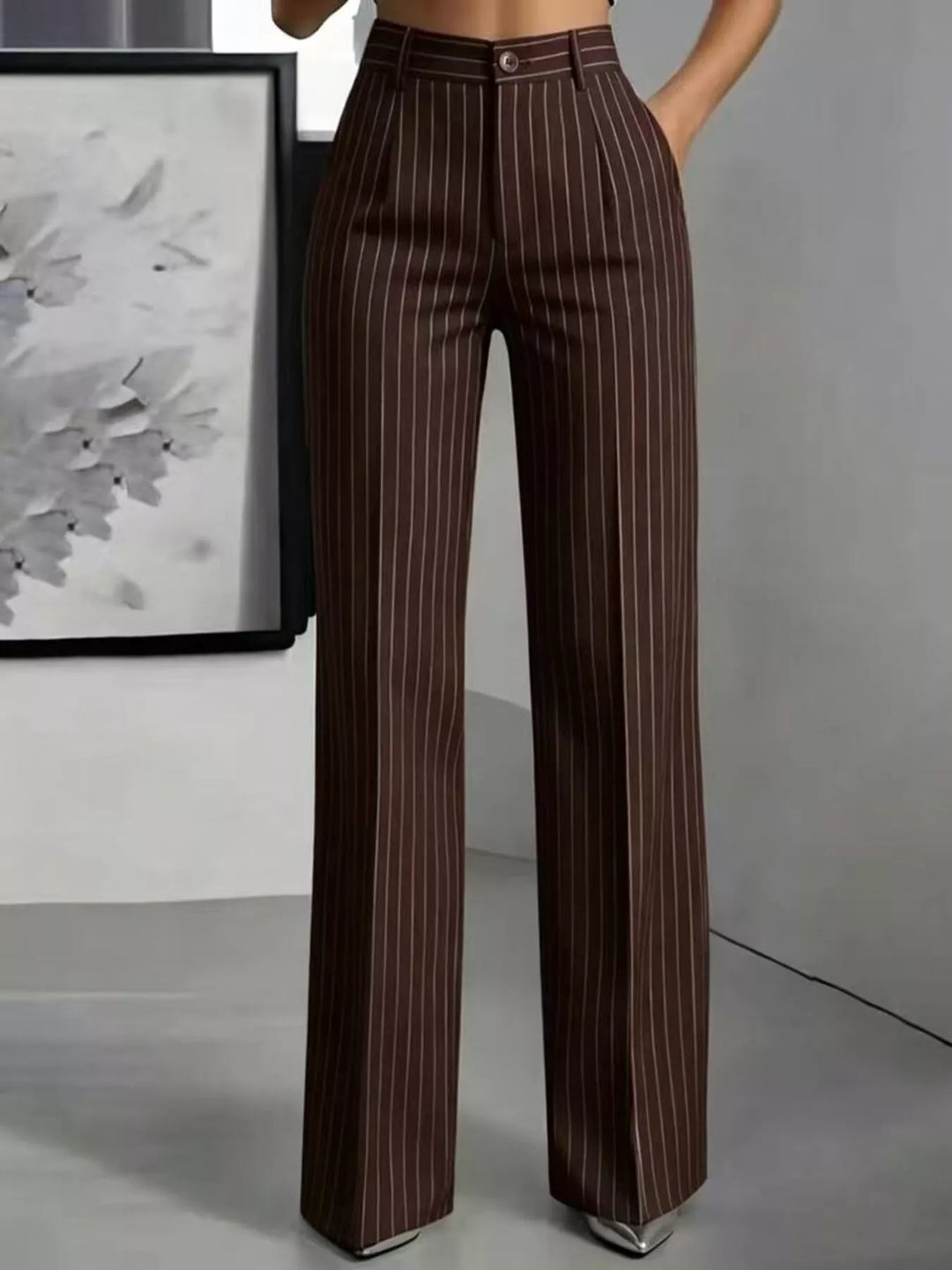 Pinstripe high waist pleated front in brown, front view